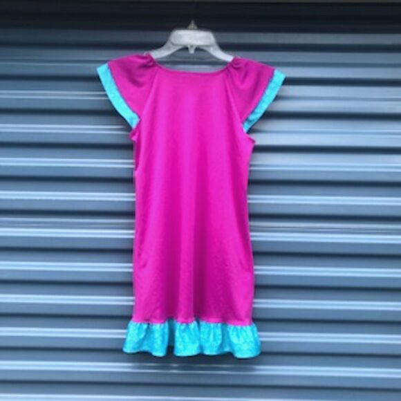 Frozen II - Anna & Elsa . {2} New Camping Chairs & Pre-Owned {4-12} Girls Dress - Picture 3 of 10